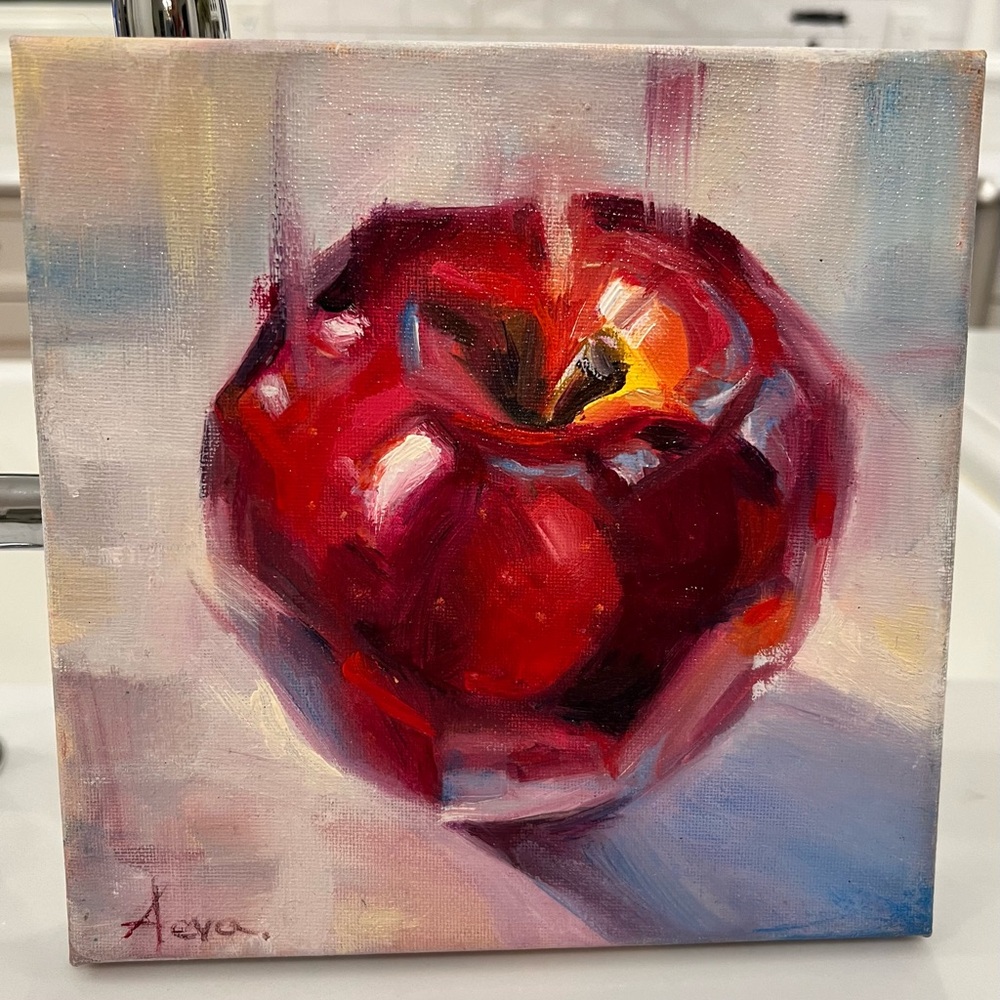 Red apple - Picture 4 of 4